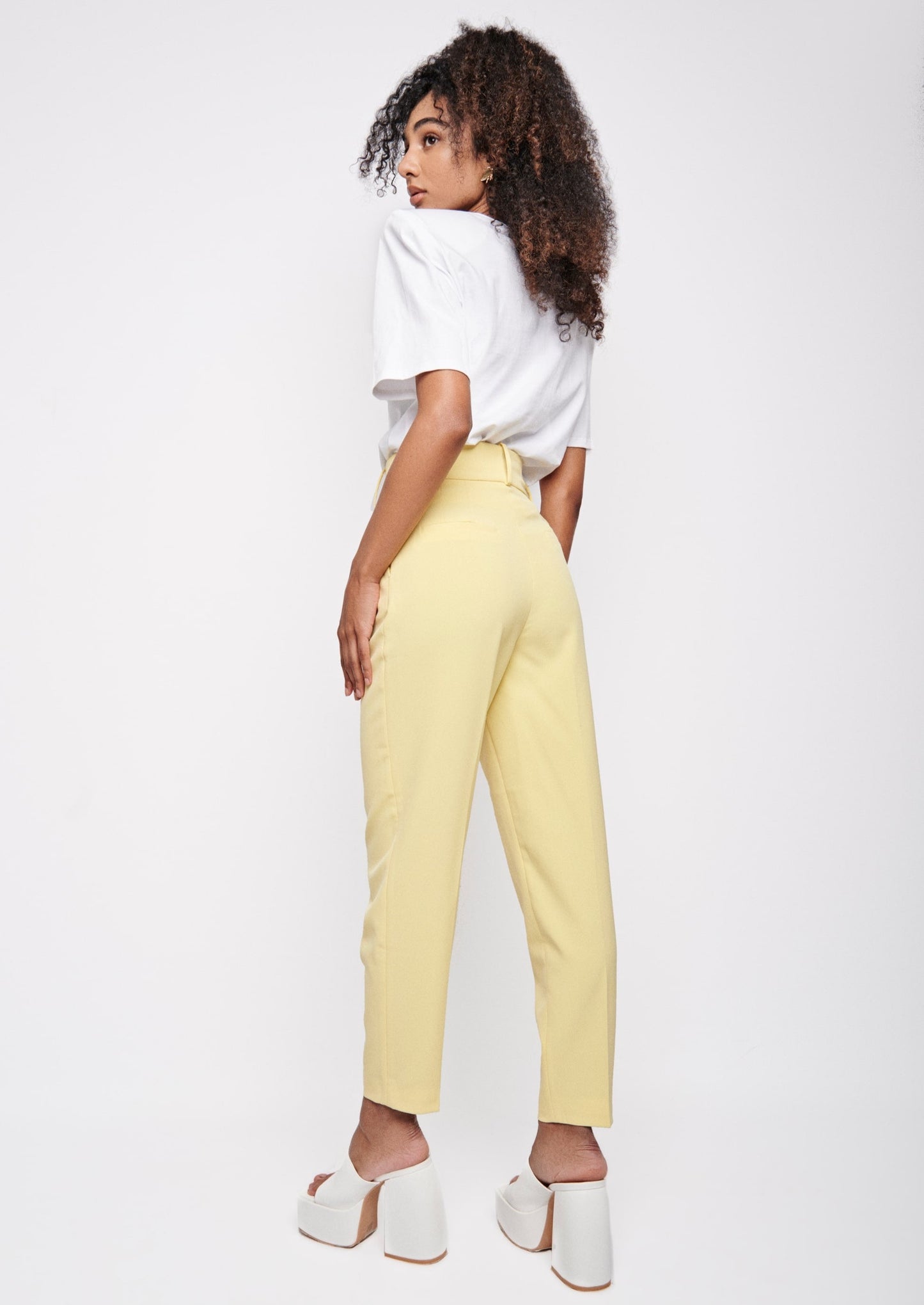 Pantaloni "Silva" banana yellow