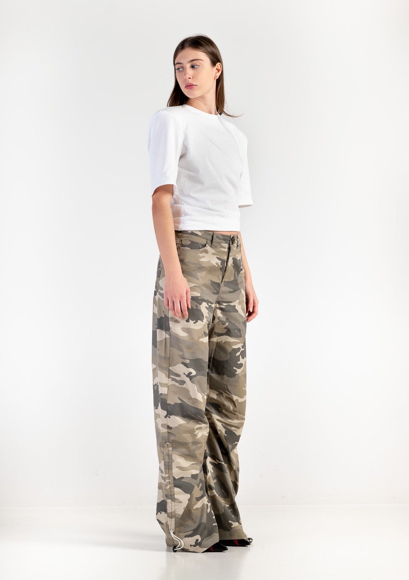 T-shirt "Frida" white